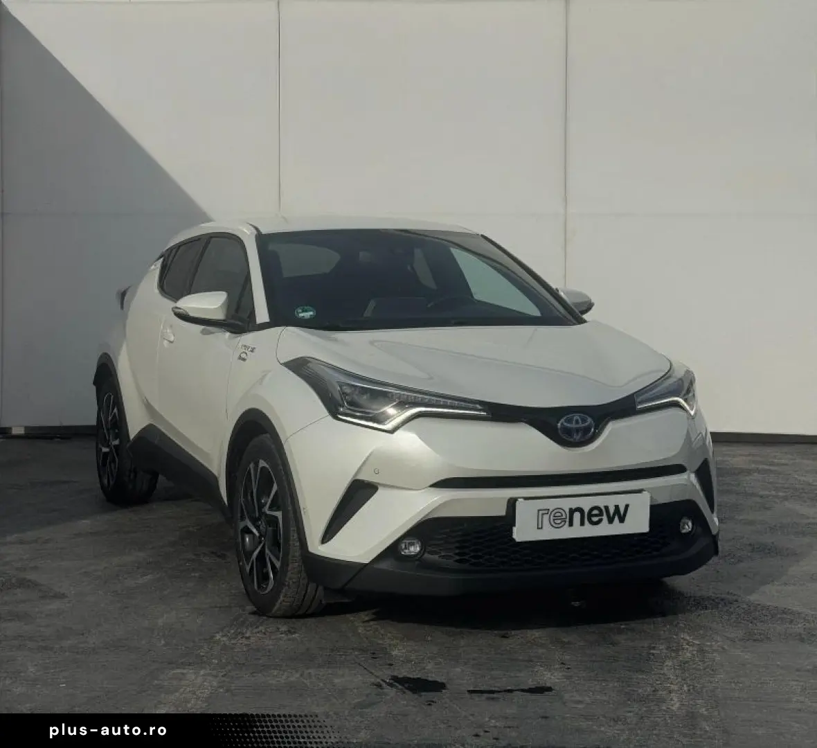TOYOTA C-HR 1.8 HSD C-lassy Business LED mono-tone