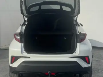 TOYOTA C-HR 1.8 HSD C-lassy Business LED mono-tone