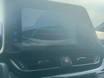 TOYOTA C-HR 1.8 HSD C-lassy Business LED mono-tone