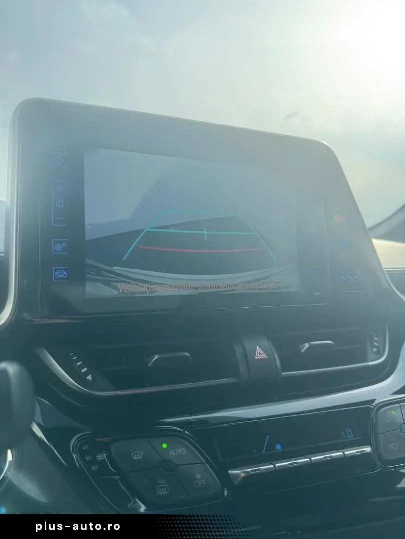 TOYOTA C-HR 1.8 HSD C-lassy Business LED mono-tone