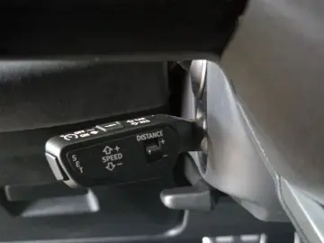 AUDI A5 Avant TDI quattro S-tronic MATRIX HUD B&O AHK