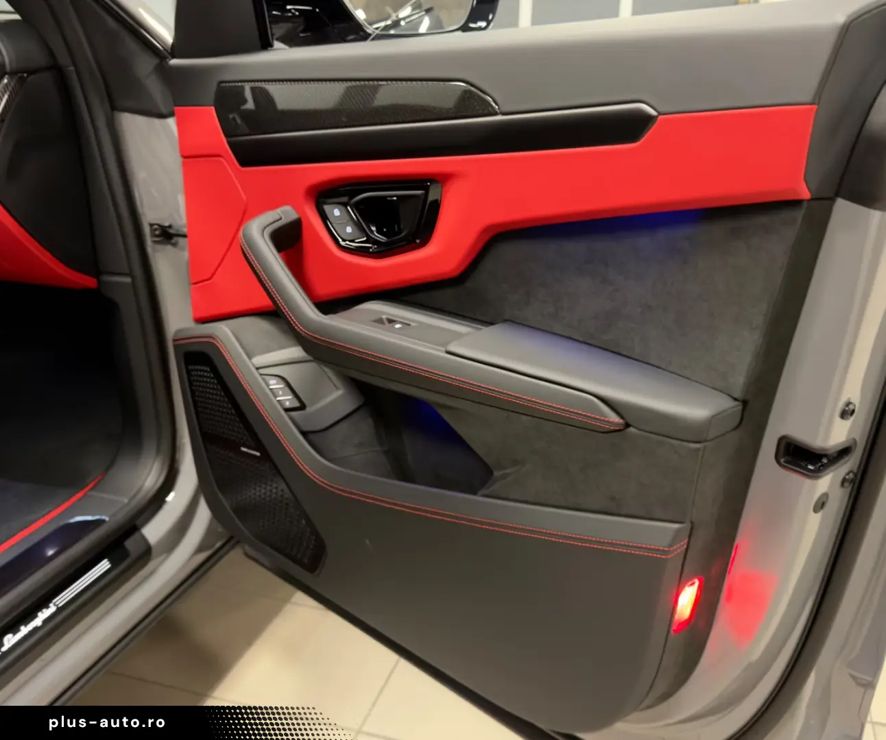 Lamborghini Urus URUS SE GRIGIO CHINA