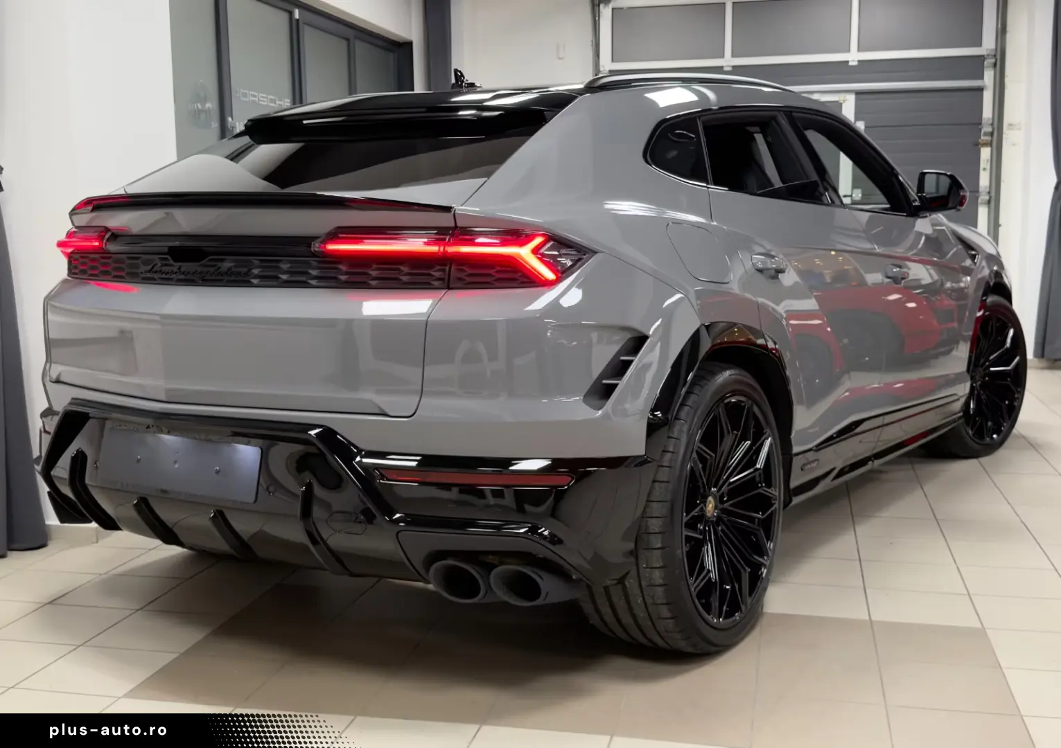 Lamborghini Urus URUS SE GRIGIO CHINA