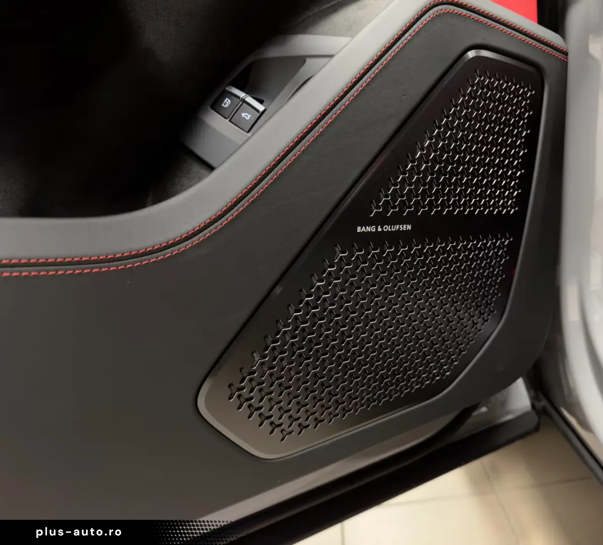 Lamborghini Urus URUS SE GRIGIO CHINA