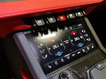 Lamborghini Urus URUS SE GRIGIO CHINA