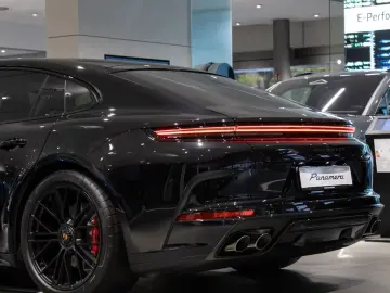 Porsche Panamera GTS
