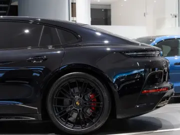 Porsche Panamera GTS