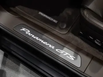 Porsche Panamera GTS