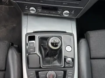Audi A6 2.0 TDI S Line