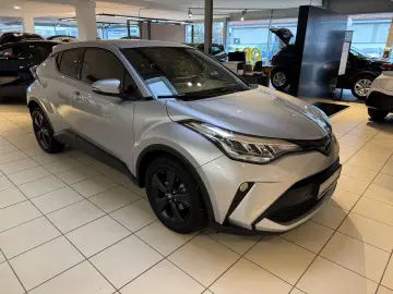 TOYOTA C-HR Hybrid Team D NAVI Sitzheizung KAmera Garan
