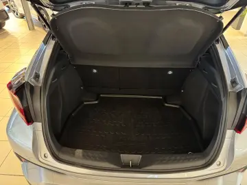 TOYOTA C-HR Hybrid Team D NAVI Sitzheizung KAmera Garan