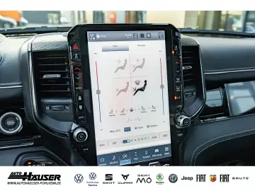 Dodge RAM 1500 CrewCab Limited Night Edition 3.0 Hurricane