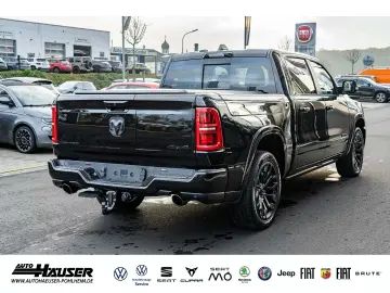 Dodge RAM 1500 CrewCab Limited Night Edition 3.0 Hurricane