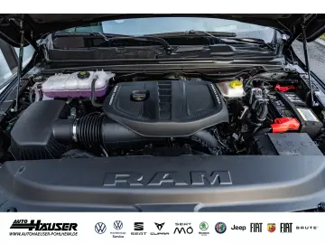 Dodge RAM 1500 CrewCab Limited Night Edition 3.0 Hurricane