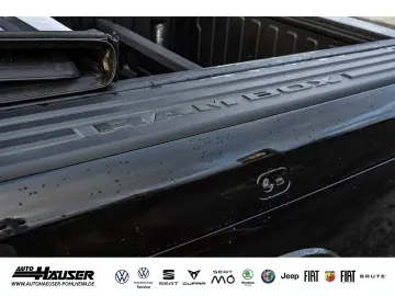 Dodge RAM 1500 CrewCab Limited Night Edition 3.0 Hurricane