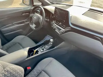 TOYOTA C-HR Hybrid 2.0 Team D ACC PDC CARPLAY