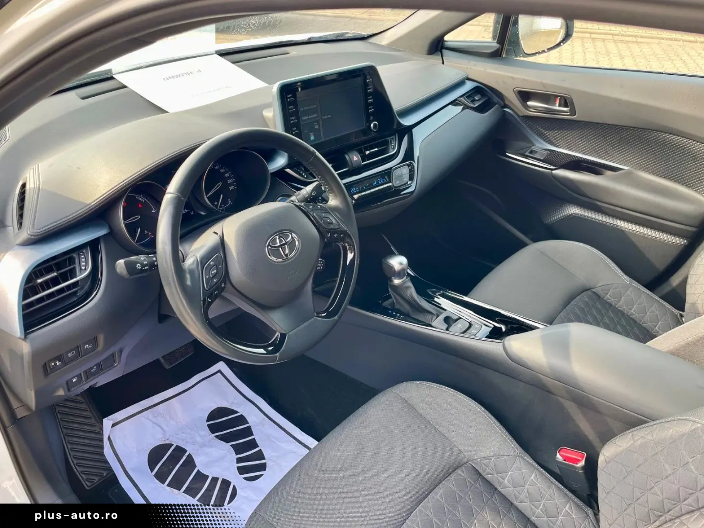 TOYOTA C-HR Hybrid 2.0 Team D ACC PDC CARPLAY