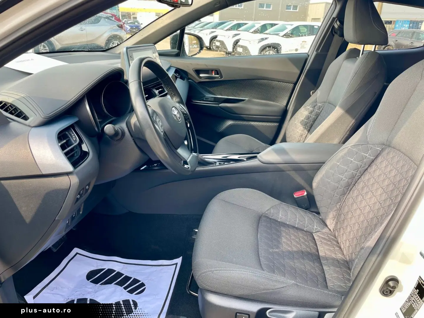 TOYOTA C-HR Hybrid 2.0 Team D ACC PDC CARPLAY