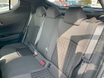TOYOTA C-HR Hybrid 2.0 Team D ACC PDC CARPLAY