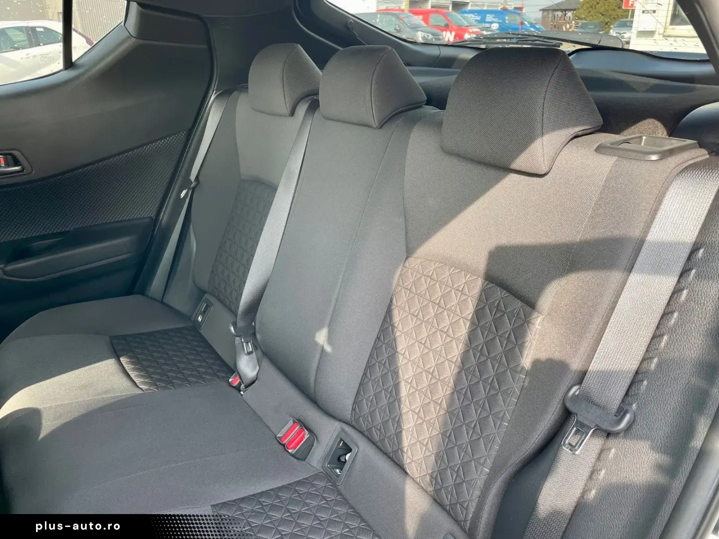 TOYOTA C-HR Hybrid 2.0 Team D ACC PDC CARPLAY