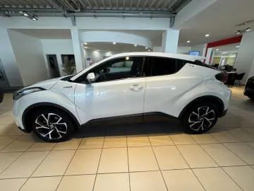 TOYOTA C-HR Hybrid Team D   CarPlay & Android Auto   Si
