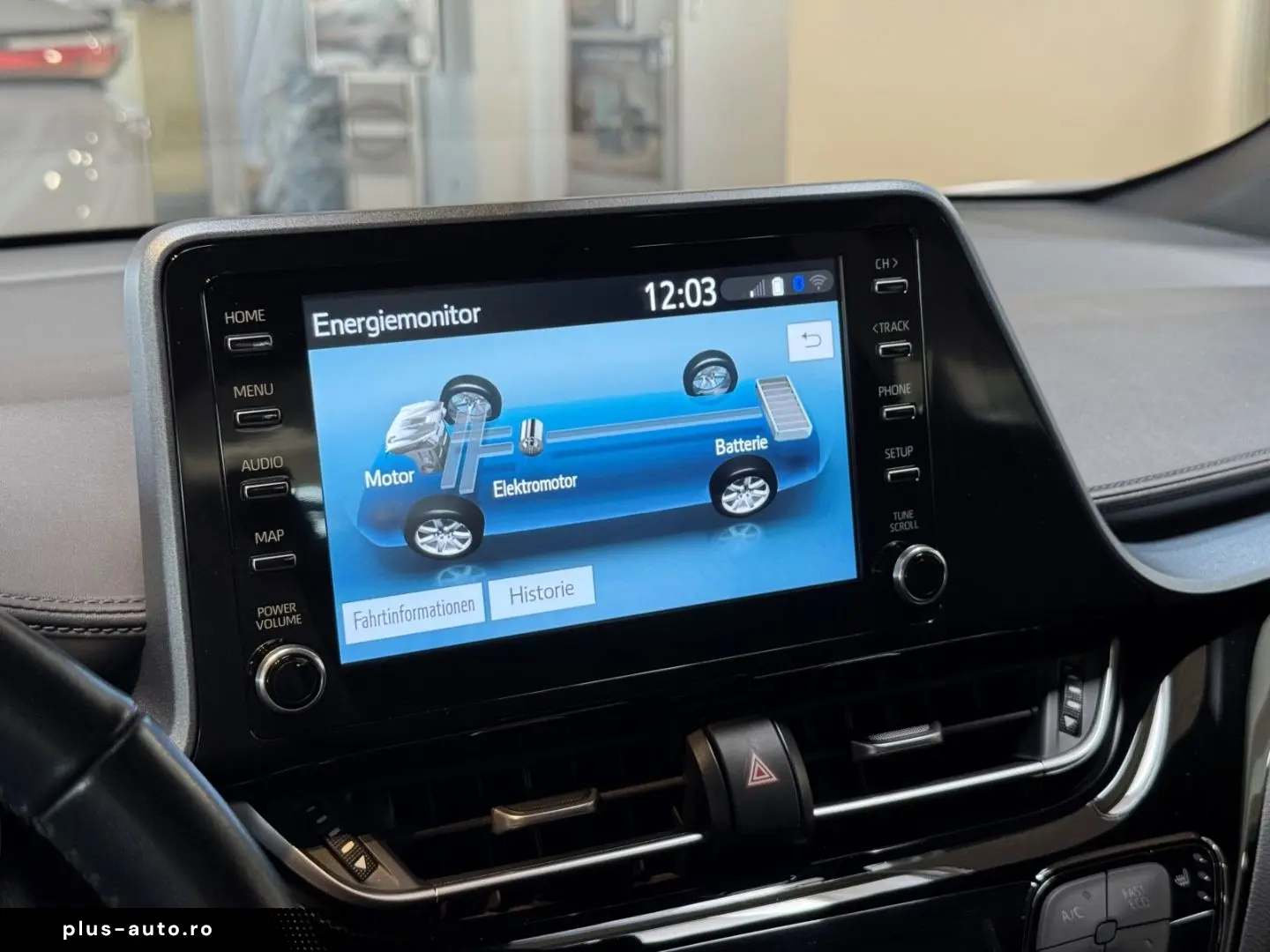 TOYOTA C-HR Hybrid Team D   CarPlay & Android Auto   Si