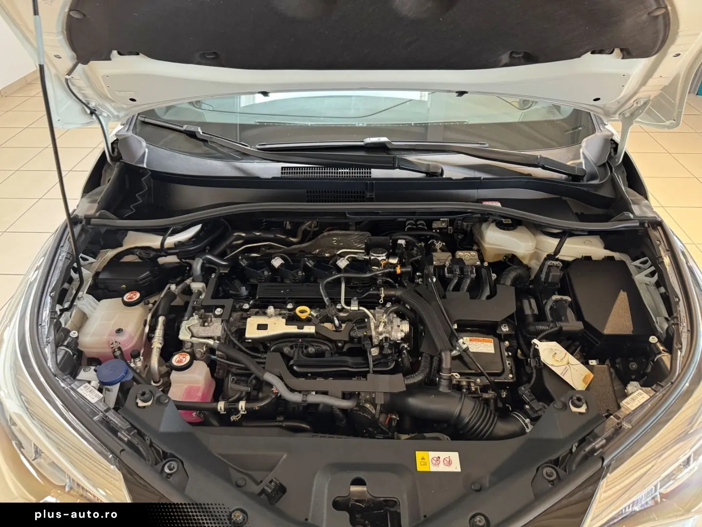 TOYOTA C-HR Hybrid Team D   CarPlay & Android Auto   Si