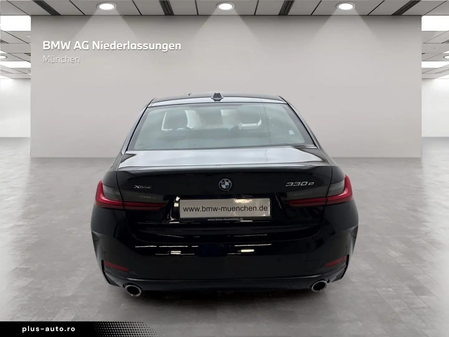 BMW 330e xDrive BrownLeather HUD HiFi Keyless