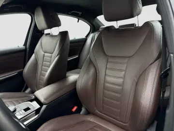 BMW 330e xDrive BrownLeather HUD HiFi Keyless