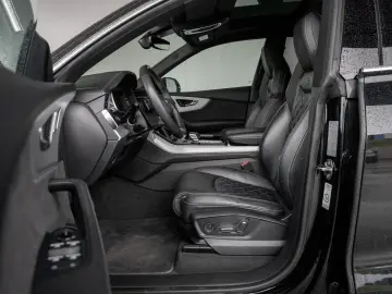 AUDI Q8 55 3.0 TFSI e quattro 55 TFSI e quattro Pano