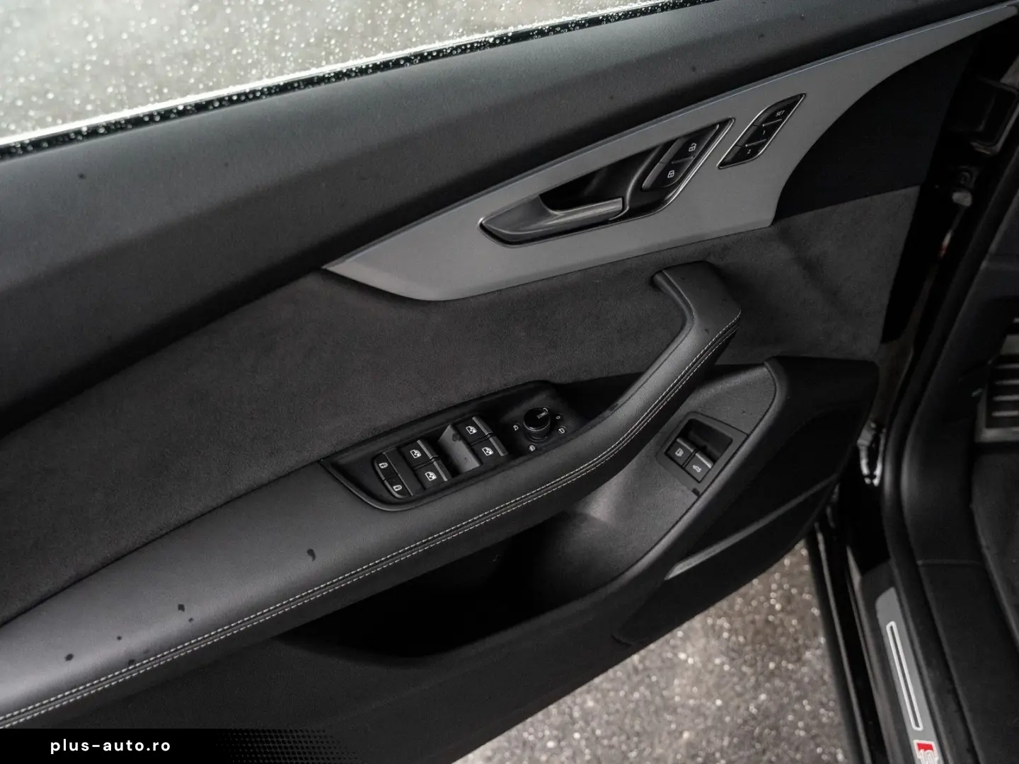 AUDI Q8 55 3.0 TFSI e quattro 55 TFSI e quattro Pano