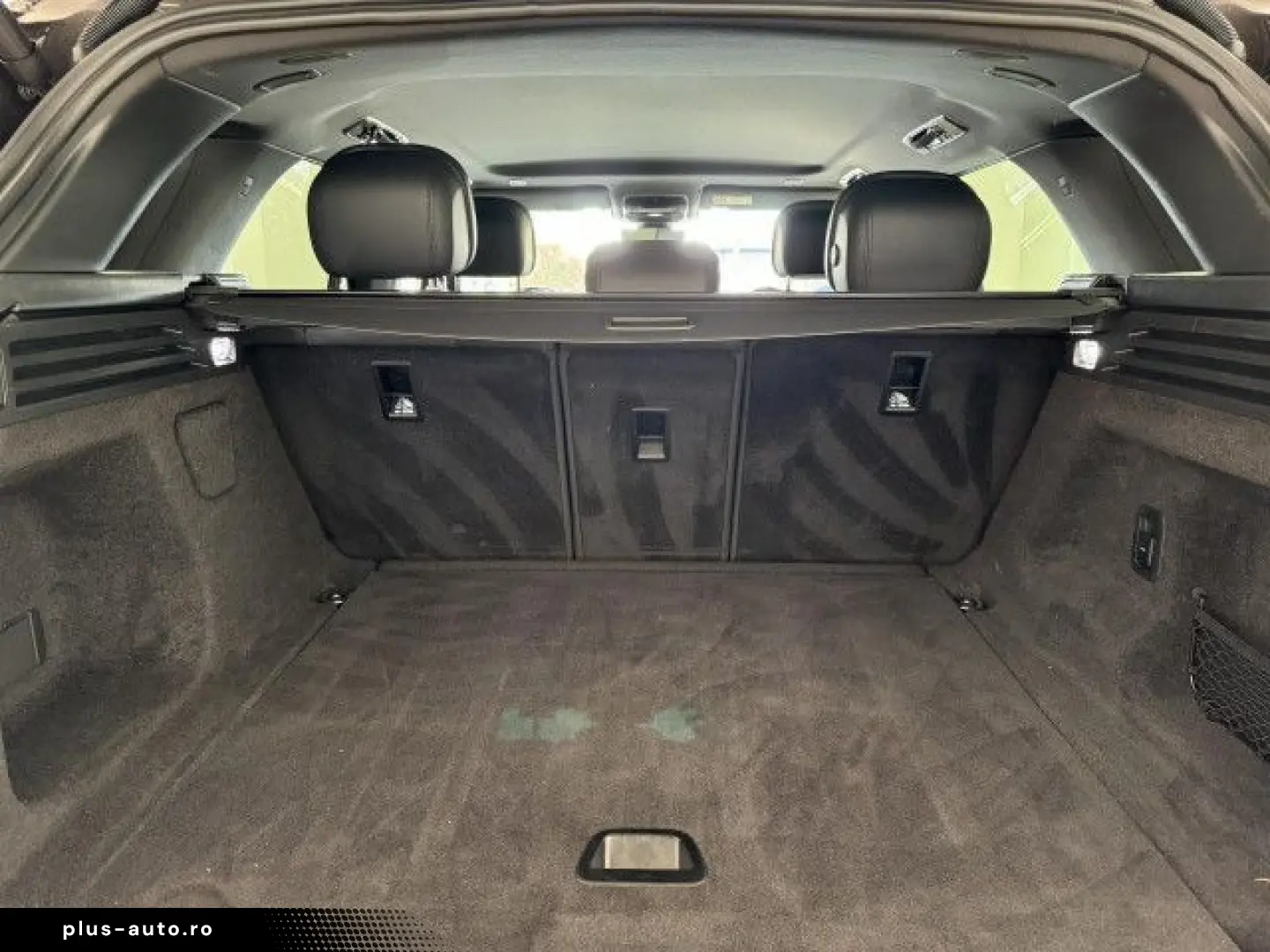 LAND ROVER Range Rover Sport P460e Hybrid SE Dynamic AHK