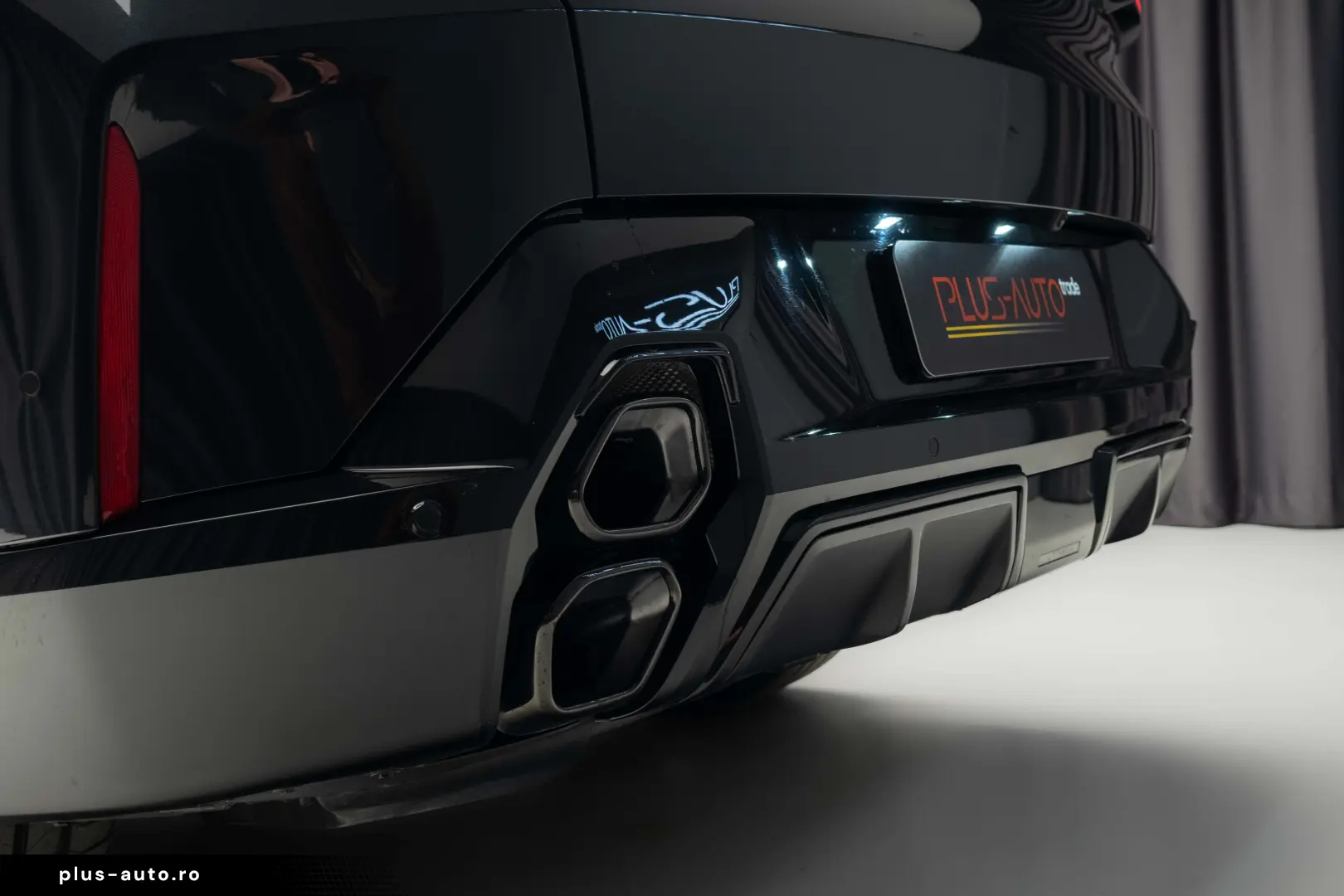 BMW XM 652 CP  Predare Leasing Unicredit!