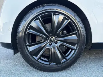 LAND ROVER Range Rover P440e HSE   Massagesitze   HUD   3D-