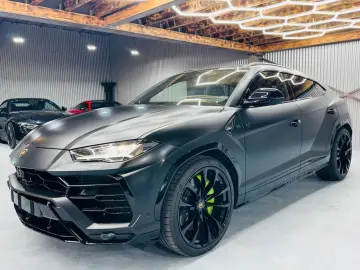 LAMBORGHINI Urus 4.0 V8 Panorama B&O Anima Massage 23