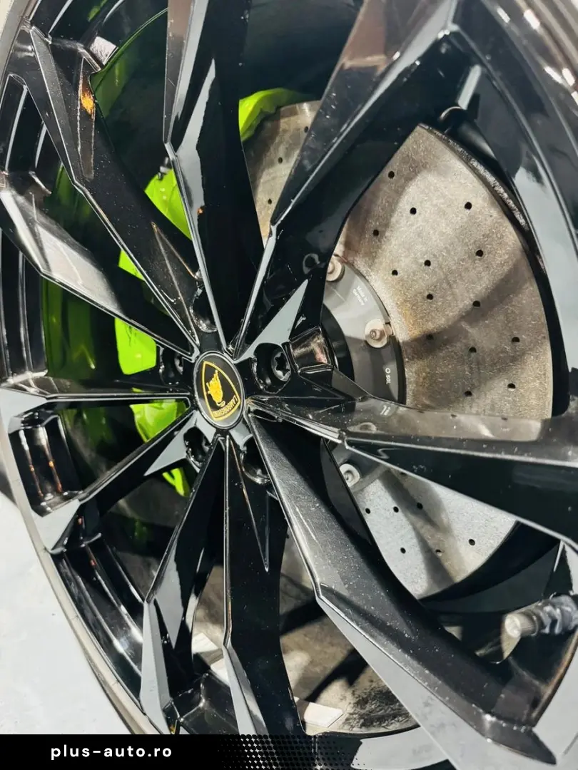 LAMBORGHINI Urus 4.0 V8 Panorama B&O Anima Massage 23