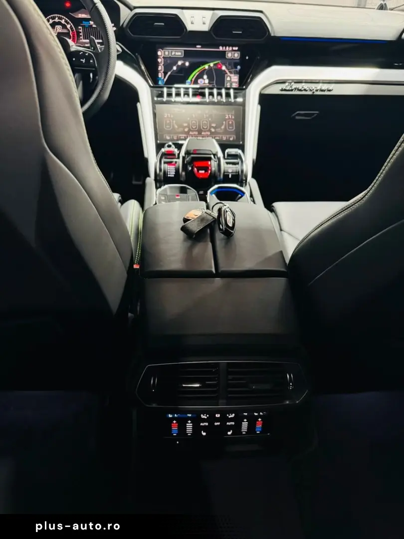 LAMBORGHINI Urus 4.0 V8 Panorama B&O Anima Massage 23