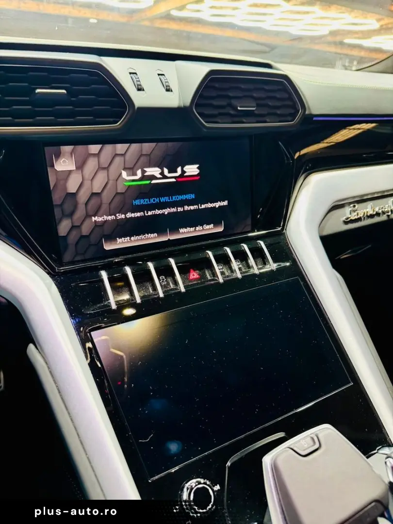 LAMBORGHINI Urus 4.0 V8 Panorama B&O Anima Massage 23