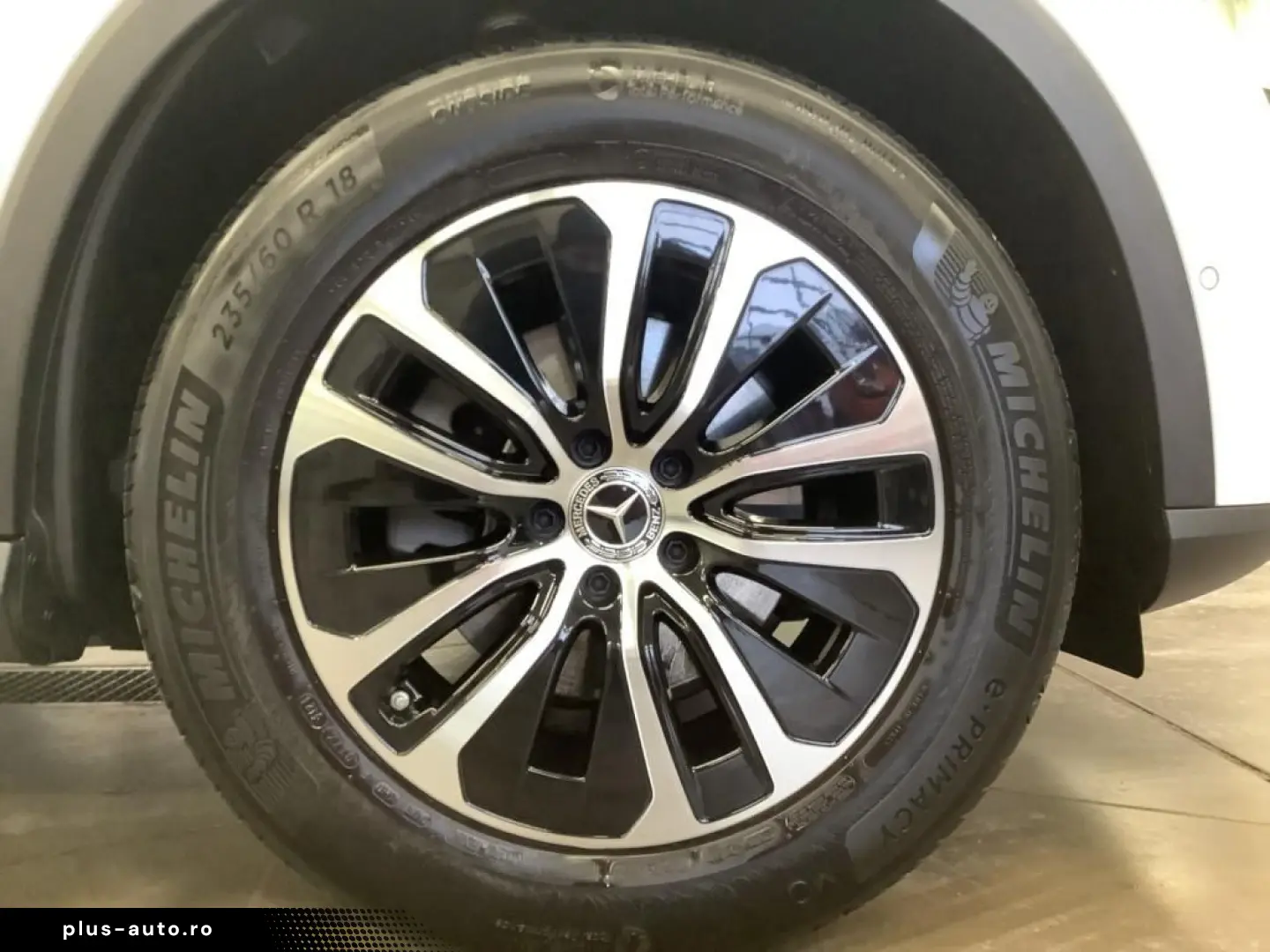 MERCEDES-BENZ GLC 200 4M Coupé Avantgarde LED Kamera&hellip;