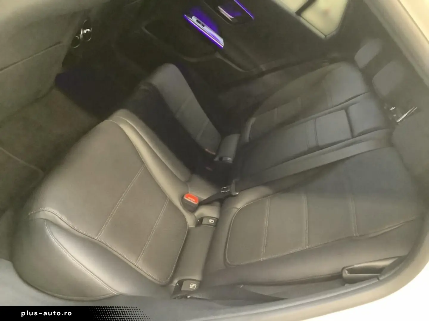 MERCEDES-BENZ GLC 200 4M Coupé Avantgarde LED Kamera&hellip;