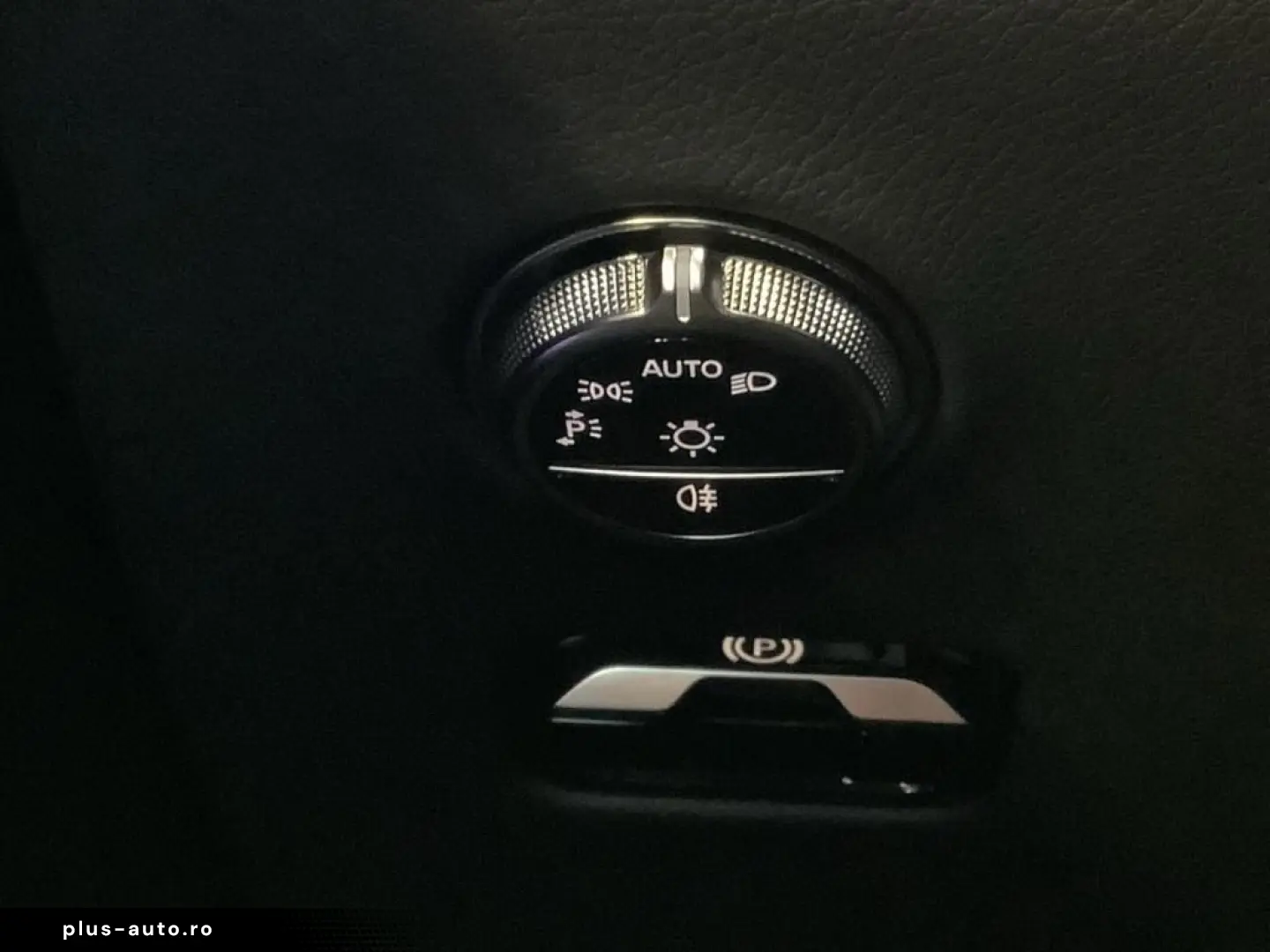 MERCEDES-BENZ GLC 200 4M Coupé Avantgarde LED Kamera&hellip;