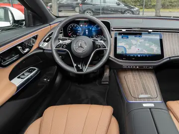 MERCEDES-BENZ E 300 e Limousine ACC AHK LED Navi SHZ&hellip;