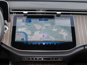 MERCEDES-BENZ E 300 e Limousine ACC AHK LED Navi SHZ&hellip;