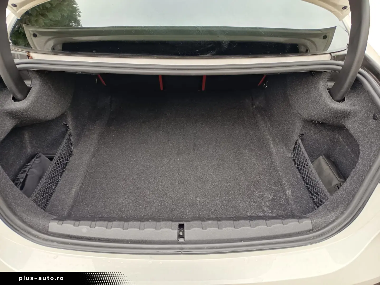 BMW M440 d xDrive  M-Sport H&K Fiona Rot