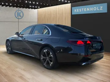 MERCEDES-BENZ E 300 de Limo  MEMO 360 KAM HUD LED SHZ NAVI