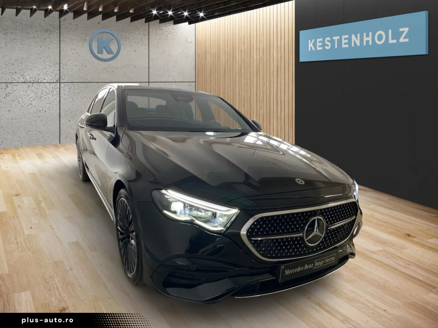 MERCEDES-BENZ E 300 e Limousine  AMG AHK MEMO 360  MBUX