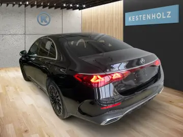 MERCEDES-BENZ E 300 e Limousine  AMG AHK MEMO 360  MBUX