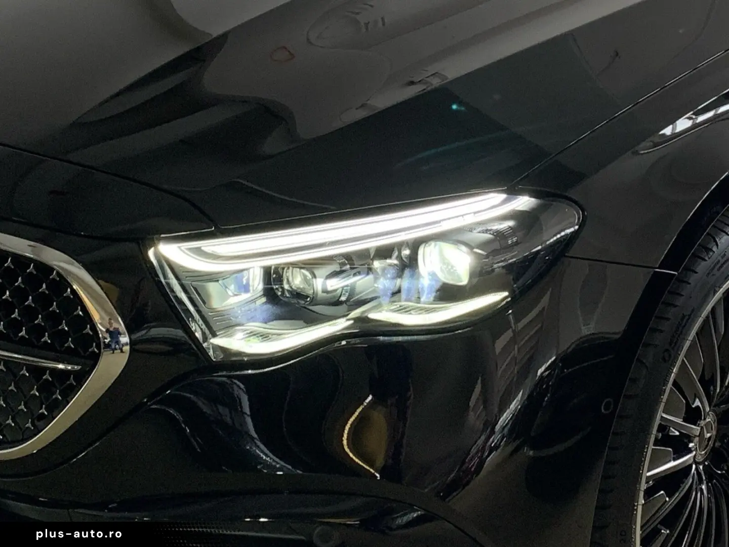 MERCEDES-BENZ E 300 e Limousine  AMG AHK MEMO 360  MBUX