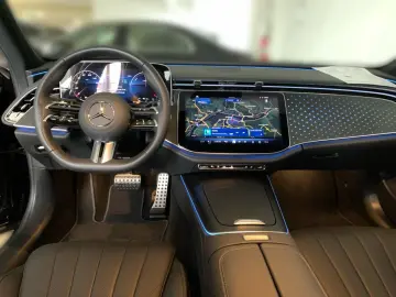 MERCEDES-BENZ E 300 e Limousine  AMG AHK MEMO 360  MBUX