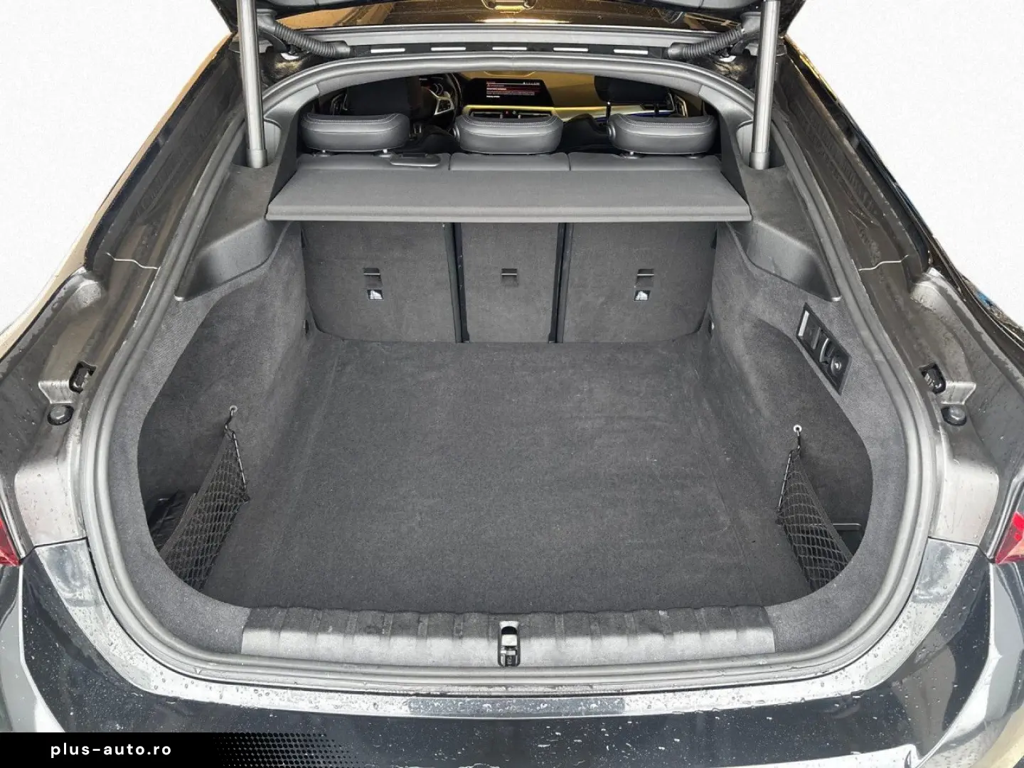 BMW M440i xD GranCoupe AHK  HUD PaAss NAVI Laser MEM